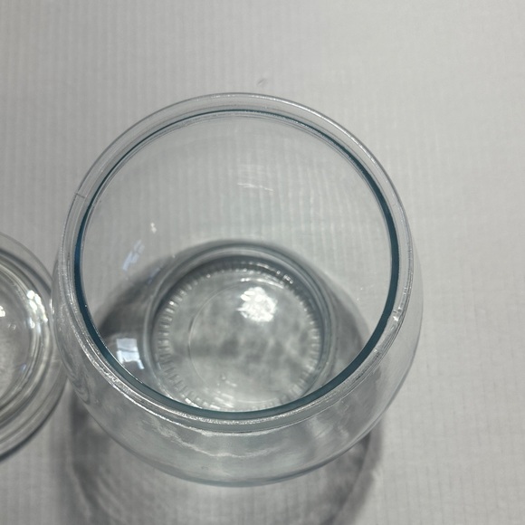 Anchor Hoking Clear Glass Jar with Lid and sturdy great for snacks or hobbies - Picture 3 of 4